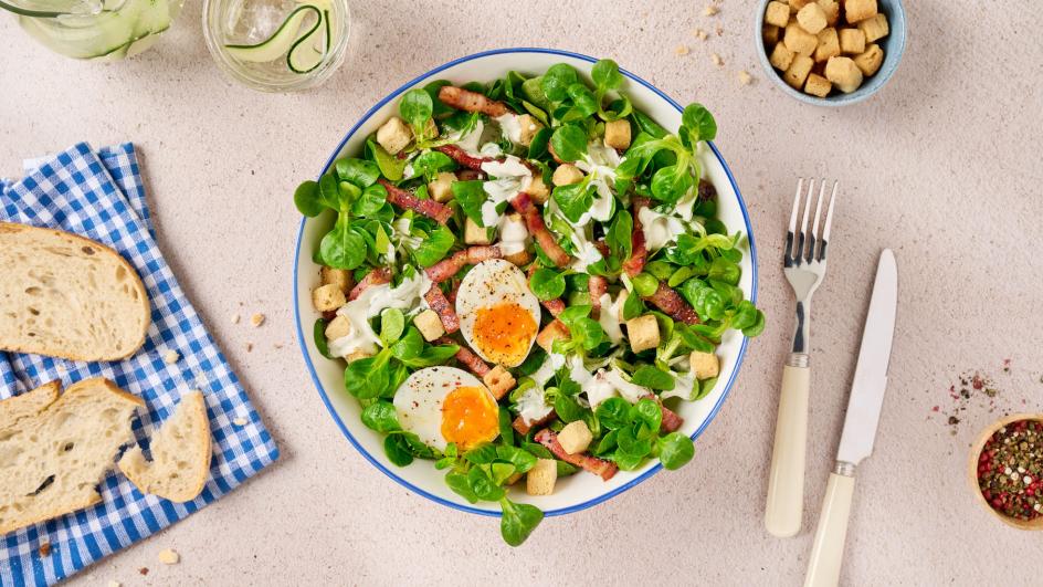 Salade lyonnaise avec sauce à salade French de THOMY