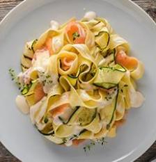 PastasParadise: Zucchini-Lachs-Nudeln